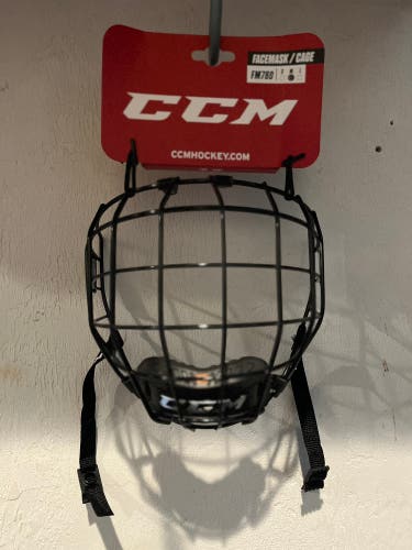 Medium CCM Full Cage FM780