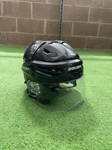 Bauer Re-Akt Helmet (Medium, Used, W/ Visor)