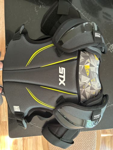 Youth Youth STX Stallion 200+ Shoulder Pads