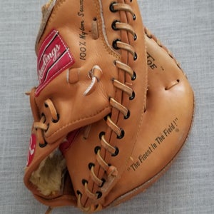 Used Rawlings Right Hand Throw Catcher's RCM45 Baseball Glove 30"