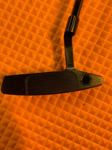 33” Bettinardi Studio Stock 2 Putter