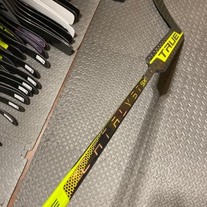 New True Catalyst 9X Goalie Stick MC2 21”