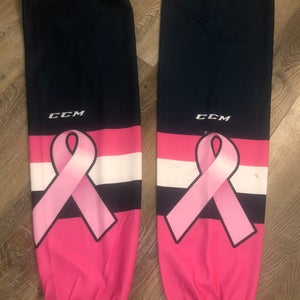 GAME WORN SIZE LARGE BLUE/PINK SAGINAW SPIRIT CANCER AWARENESS HOCKEY SOCKS