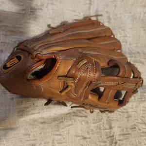 Wilson Right Hand Throw Buddy Bell Pro Model Snap Action Series Baseball Glove 11.5"