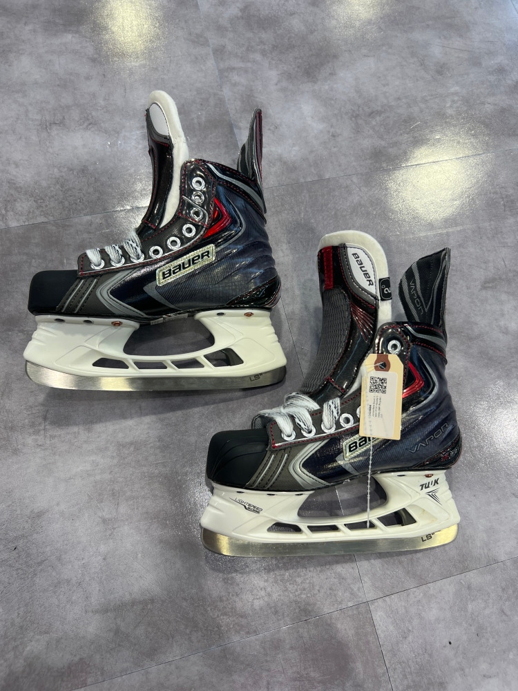 Junior New Bauer Vapor X100 Hockey Skates D&R (Regular) 2.0