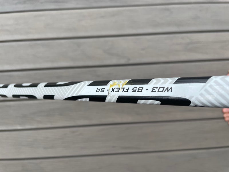Senior Right Handed W03 Pro Stock Alpha LXT Hockey Stick