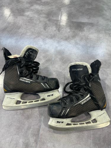 Youth Used Bauer Supreme One.4 Hockey Skates D&R (Regular) 11.0
