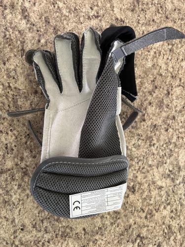 Warrior G6 blocker palm