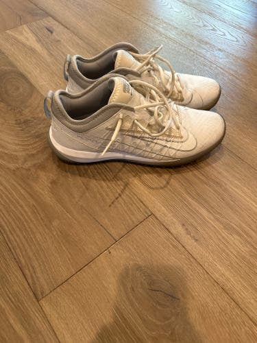 White Unisex Size 9.5 (Women's 10.5) Nike Alpha Huarache 7 Pro