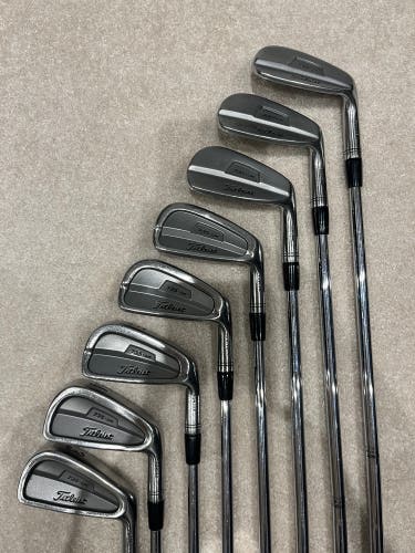 Titleist 735.CM Stainless Iron Set 3-PW