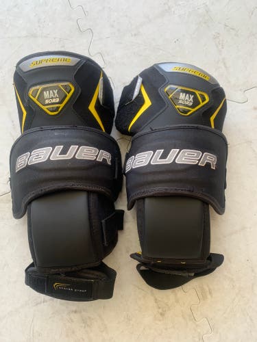 Bauer supreme knee guards