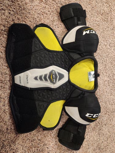 Senior Used Small CCM Tacks 2052 Shoulder Pads