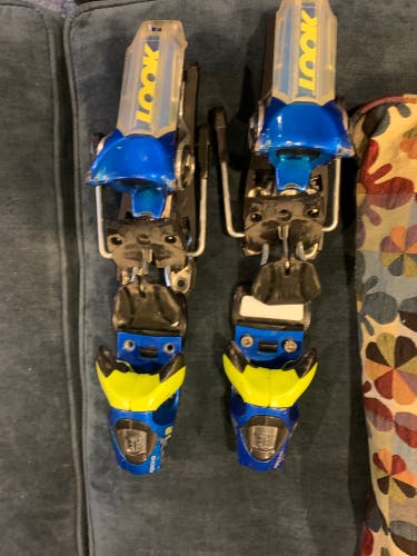 Used Look Pivot 12 Ski Bindings