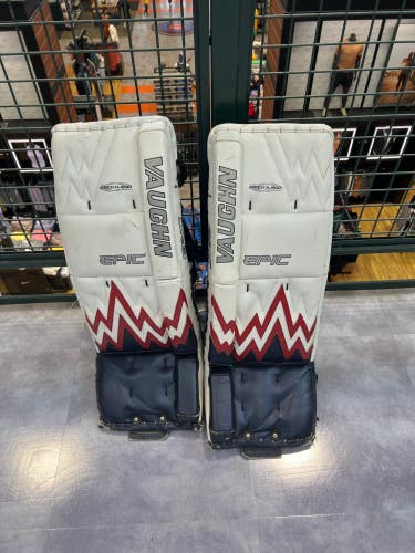 Used 30" Vaughn 8606 Epic Goalie Leg Pads