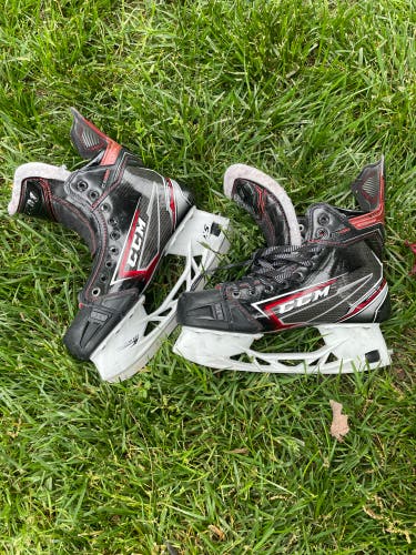 CCM Jetspeed FT490 skates size 5.5