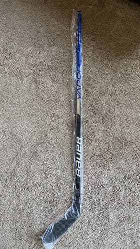 Intermediate New Right Handed Bauer Vapor Hyperlite Hockey Stick P28 Pro Stock