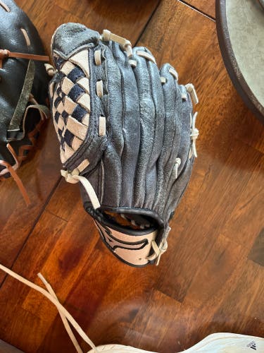 Infield 11" Prospect Leather Baseball Glove