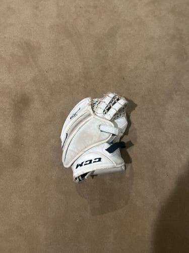 CCM P2.9 hockey goalie glove