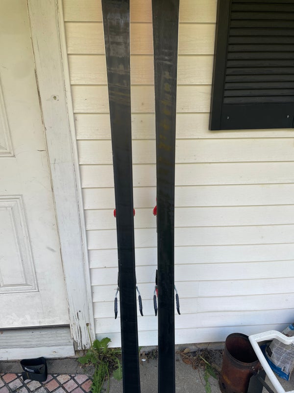 Used Racing With Bindings Max Din 19 Redster FIS GS Skis