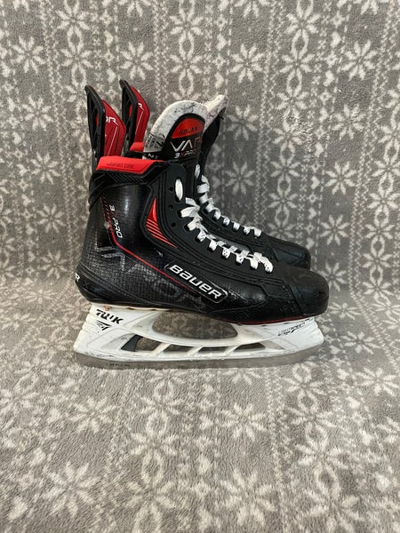 Senior Used Bauer Vapor 3X Pro Hockey Skates Regular Width Size 7.5 *Comes With Extra Set of Steel*