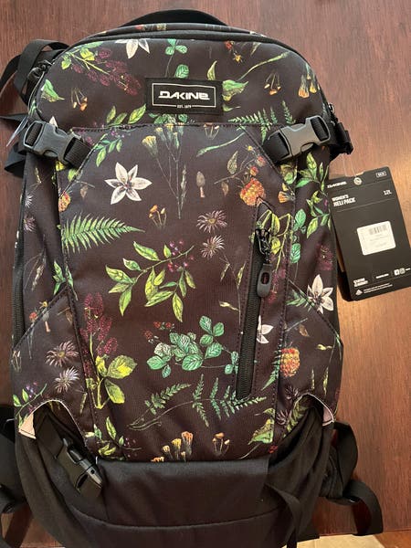 DAKINE HELI PACK 12L バックパック 海外限定 花柄 Dakine Women's Heli Pack 12L Woodland Floral Design | SidelineSwap