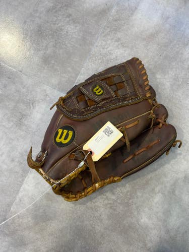 Wilson Signature Model Baseball Glove