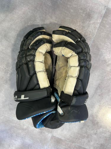 Used True Lacrosse Gloves 13"