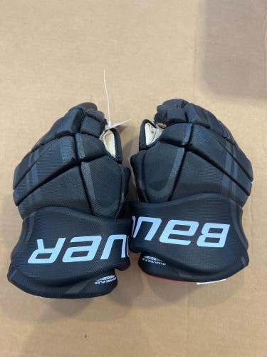 Used Bauer Vapor X3.0 Gloves 14"