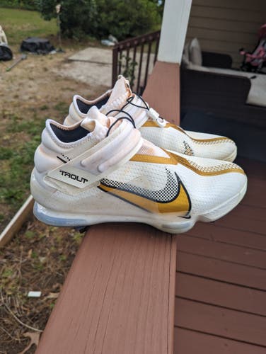 Nike Trout Size 12.5
