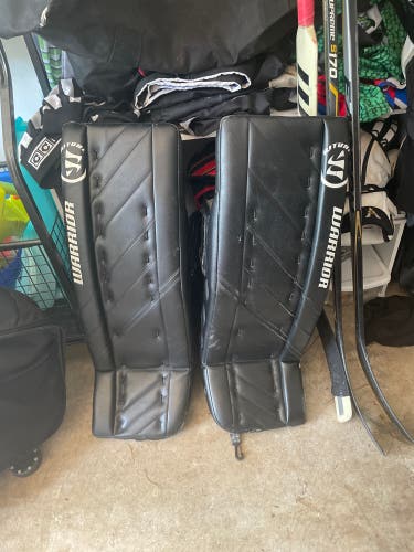 31" Warrior Ritual G4 Goalie Leg Pads