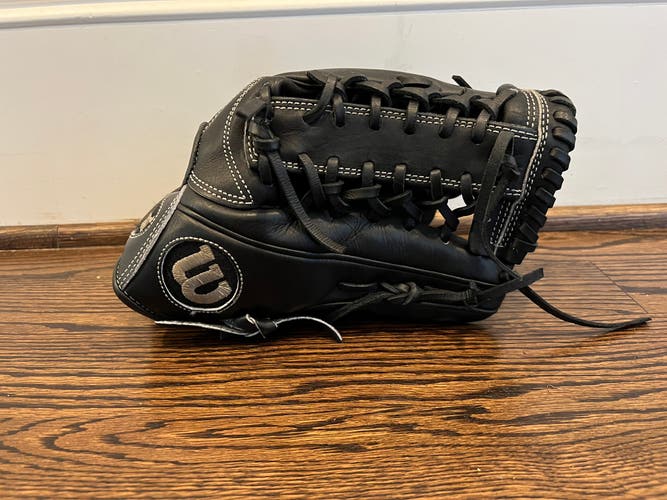 Wilson A1K Baseball Glove 12.25” RHT