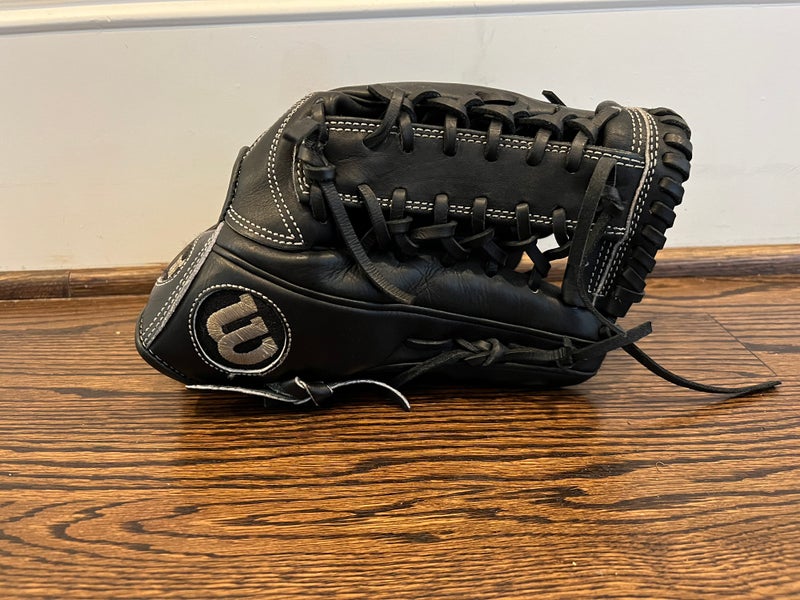 Wilson A1K Baseball Glove 12.25” RHT