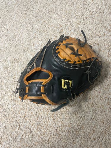 Used 2015 Right Hand Throw 32.5" A2000 Baseball Glove