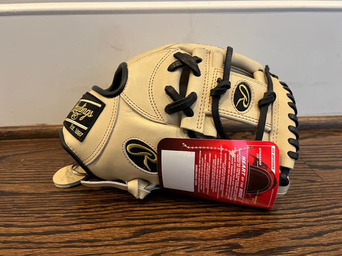 NWT Rawlings Heart of the Hide Baseball Glove 11.5” RHT