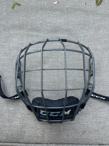 Small CCM Full Cage FM680