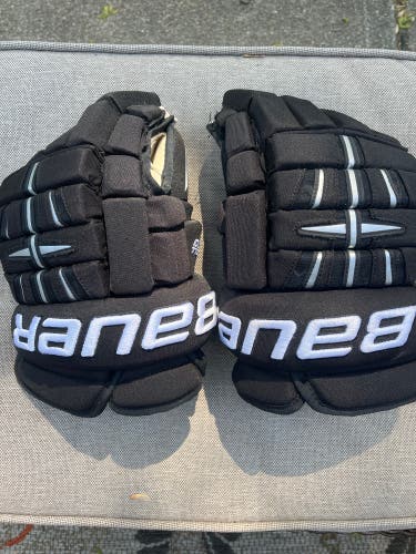 Bauer 15" 4 Roll Gloves