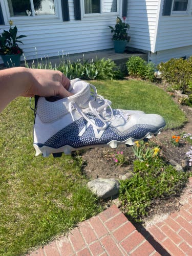 White Men's Size 13 (Women's 14) Mid Top Freeze