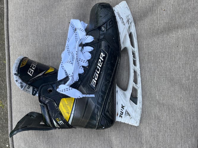 Used Bauer Size 8 Supreme 3S Pro Hockey Skates