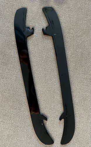 Lightly Used CCM Step BlackSteel Edge Size 255