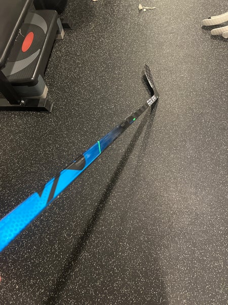 Senior Left Hand P92 Nexus Geo Hockey Stick