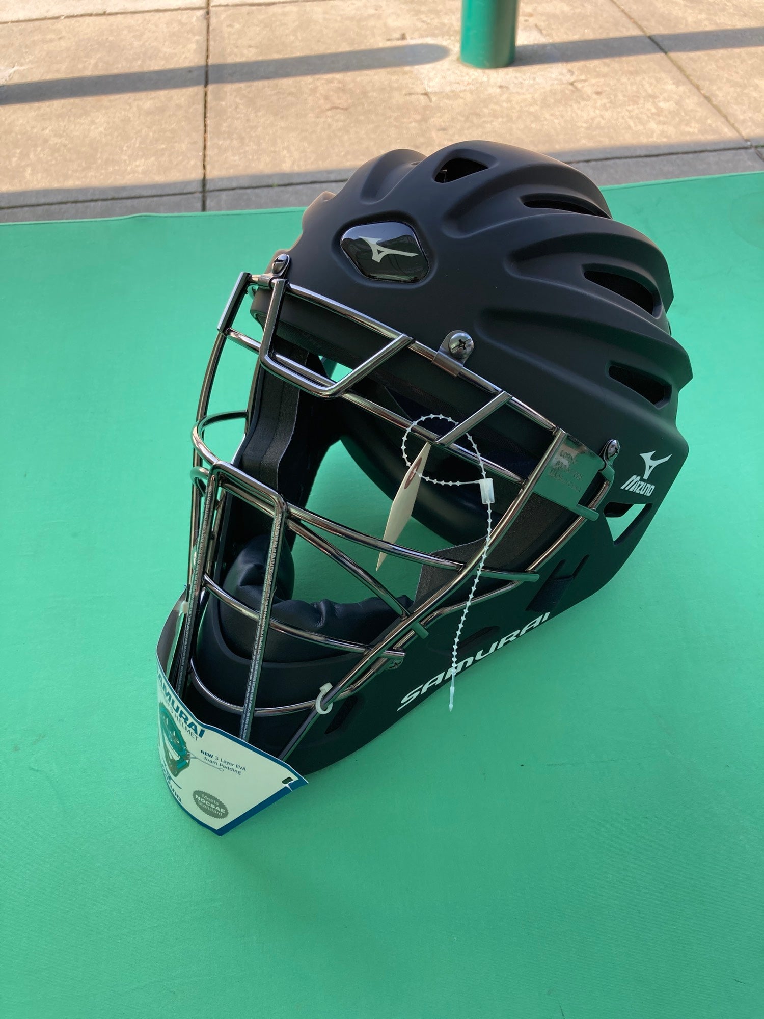 Mizuno G4 Youth Samurai Catcher&s Helmet, Black