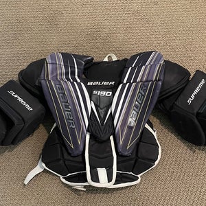Used Small Bauer Supreme S190 Goalie Chest Protector