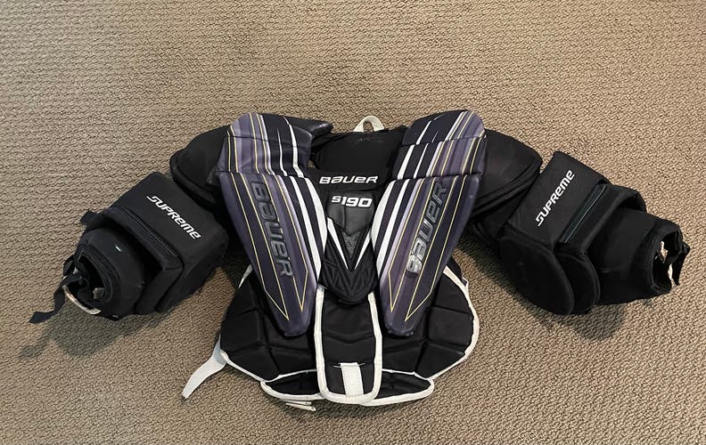 Used Small Bauer Supreme S190 Goalie Chest Protector