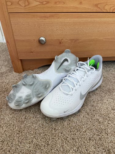 Alpha Huarache elite 3 MCS, Huarache Elite 4 Metal Cleats Bundle For Edington 35