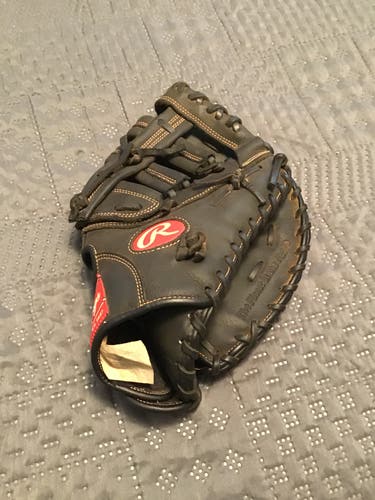 Used Rawlings Right Hand Throw First Base Renegade Baseball Glove 12.5"