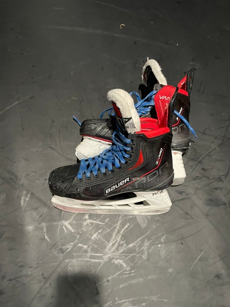 Used Bauer Size 8.5 Vapor 3X Pro Hockey Skates