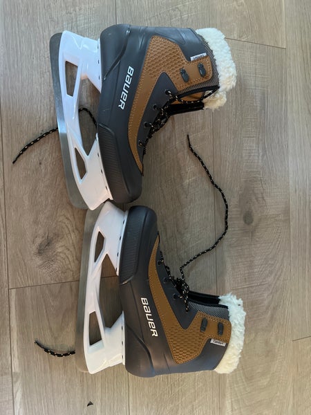 Used Bauer Regular Width Size 8 Womens Whistler Hockey Skates