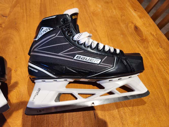 Brand New Bauer Supreme S170 Hockey Goalie Skates Regular Width Size 12 Shoe Size 13.5