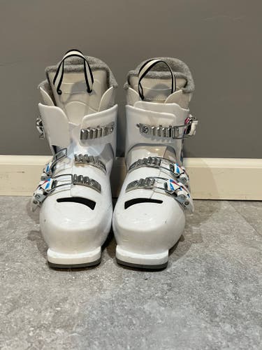 Kid's Used Rossignol All Mountain Fun Girl Ski Boots Soft Flex