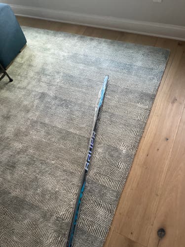 Senior Right Handed P92  Nexus Sync Hockey Stick